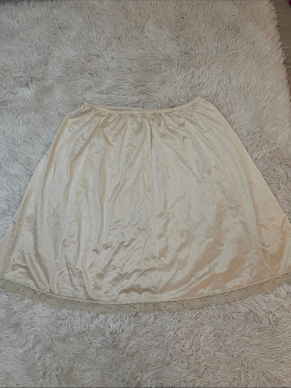 Vintage Velrose Cream Satin Half Slip with Lace Trim 40